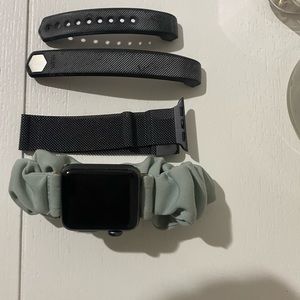 APPLE WATCH with bands! Series 3.
